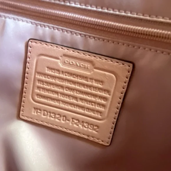 Barely used coach python handbag - Picture 8 of 16